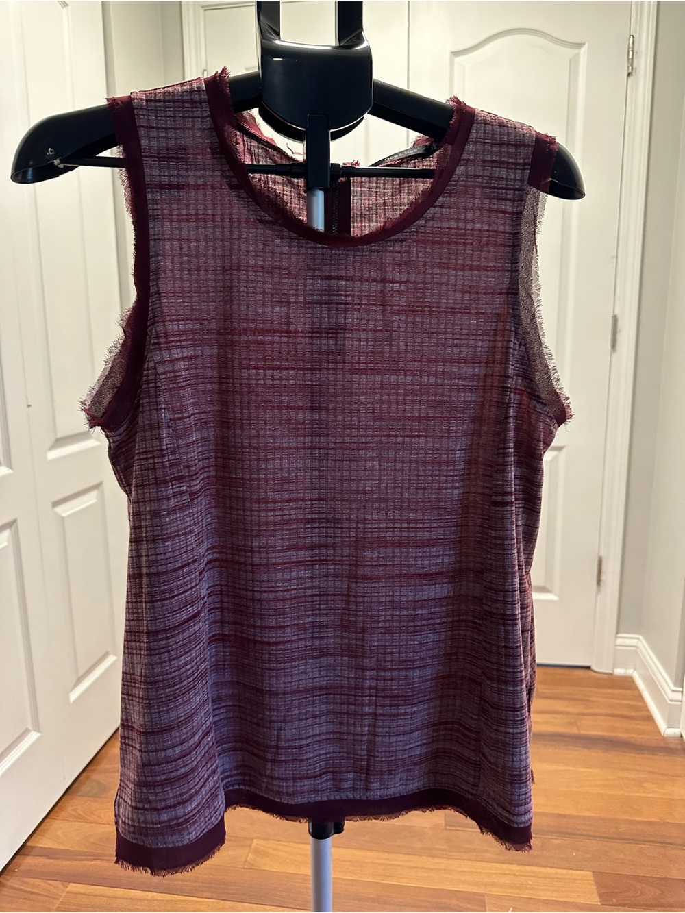 Doe & Rae Sleeveless Textured Tank - Burgundy